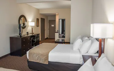 Photo 4 - SureStay by Best Western Marion