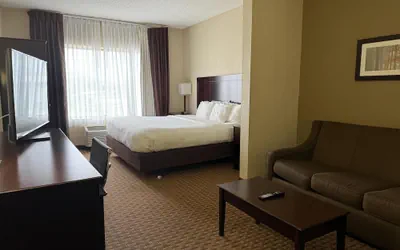Photo 2 - SureStay by Best Western Marion