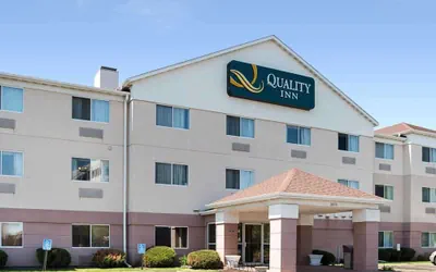 Photo 2 - Quality Inn Brooklyn Center