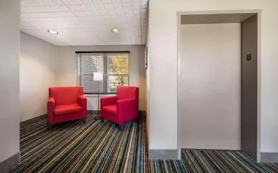 Photo 5 - Country Inn & Suites by Radisson, Freeport, IL