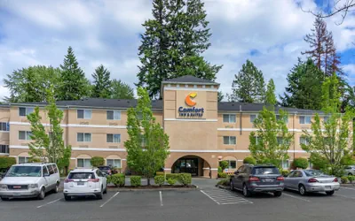 Photo 2 - Comfort Inn & Suites Bothell - Seattle North