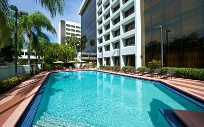 Photo 2 - Embassy Suites by Hilton Palm Beach Gardens PGA Boulevard