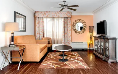 Photo 4 - Holiday Inn Fort Lauderdale Airport by IHG