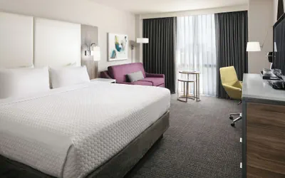 Photo 4 - Crowne Plaza Dallas Market Ctr - Love Field by IHG
