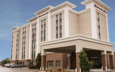 Photo 2 - Hampton Inn & Suites Nashville-Airport