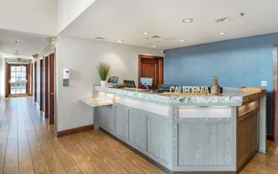 Photo 2 - Chase Suites Hotel Brea-Fullerton
