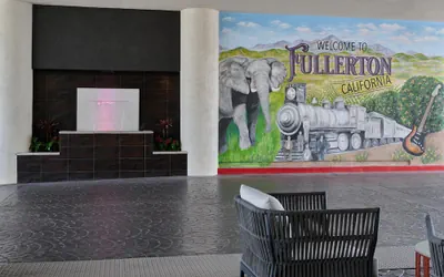 Photo 3 - DoubleTree by Hilton Fullerton