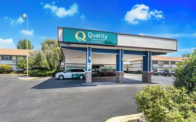 Photo 2 - Quality Inn & Suites Medford Airport