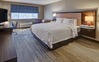 Photo 5 - Hampton Inn Vallejo