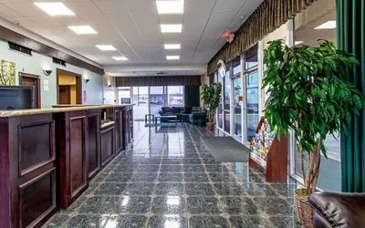 Photo 3 - Econo Lodge Kingsville