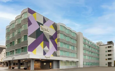 Photo 2 - Spark by Hilton Seattle Airport