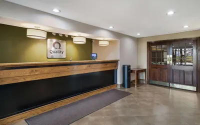 Photo 3 - Quality Inn & Suites Garland - East Dallas