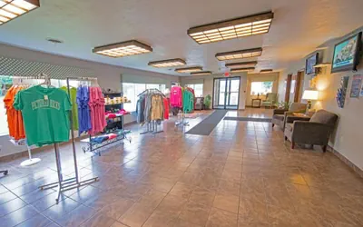 Photo 4 - Boarders Inn & Suites by Cobblestone Hotels - Munising