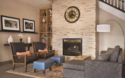 Photo 5 - Country Inn & Suites by Radisson, Dakota Dunes, SD