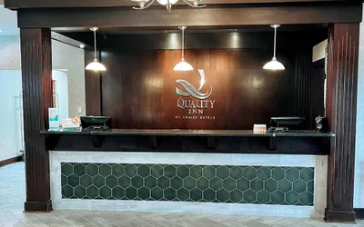 Photo 2 - Quality Inn Clarion