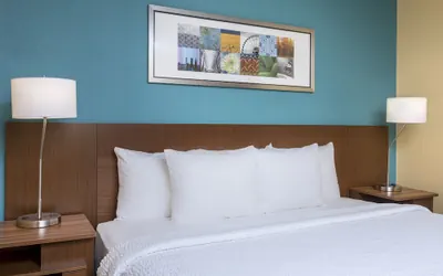 Photo 4 - Fairfield Inn & Suites Victoria
