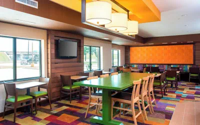 Photo 2 - Fairfield Inn & Suites Victoria