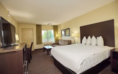 Photo 3 - Cimarron Inn Klamath Falls