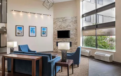 Photo 3 - Comfort Inn & Suites Indianapolis Northwest - College Park