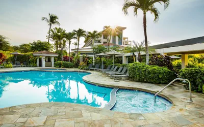 Photo 2 - Maui Coast Hotel