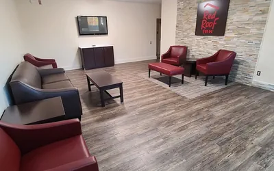 Photo 4 - Red Roof Inn LaGrange