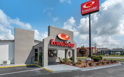 Photo 2 - Econo Lodge Oxford near Choccolocco Park