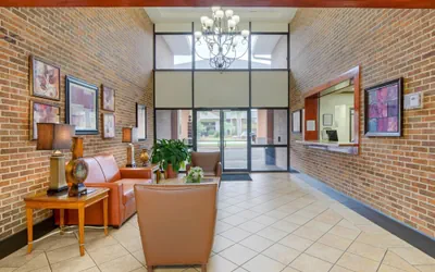 Photo 5 - LikeHome Extended Stay Hotel Warner Robins