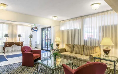 Photo 4 - Americas Best Value Inn Edgewood