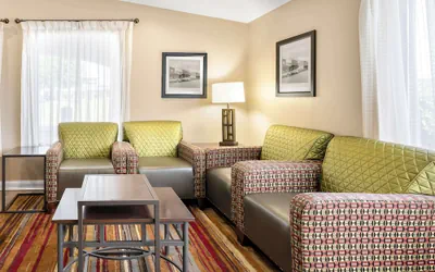 Photo 5 - Best Western Catalina Inn