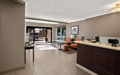 Photo 3 - Comfort Inn Lacey - Olympia