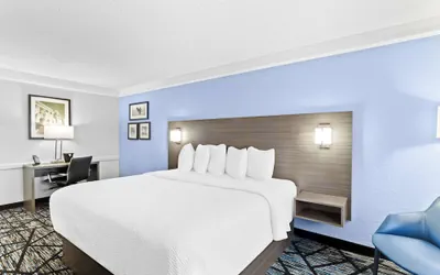 Photo 2 - Best Western Schaumburg – O’Hare NW