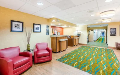 Photo 5 - Hampton Inn St. Charles St. Peters