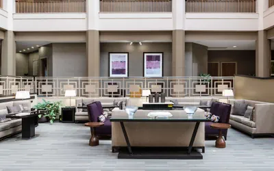 Photo 4 - Embassy Suites by Hilton Chicago North Shore Deerfield