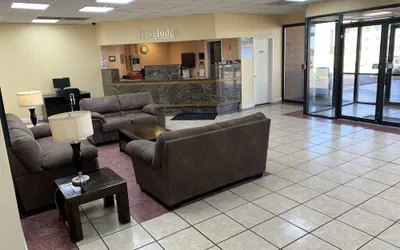 Photo 2 - Travelodge by Wyndham Odessa