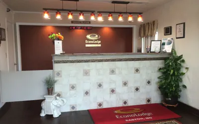 Photo 5 - Econo Lodge Easton Route 50