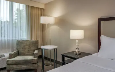 Photo 5 - Holiday Inn Hotel & Suites Boston - Peabody by IHG