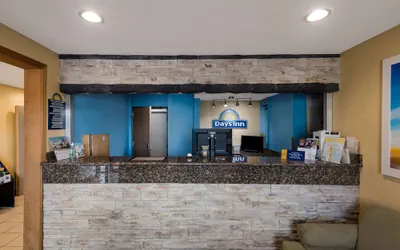 Photo 4 - Days Inn by Wyndham Ankeny - Des Moines