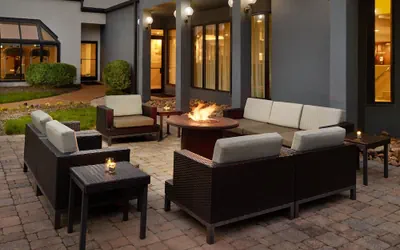 Photo 2 - Courtyard by Marriott Nashville Brentwood
