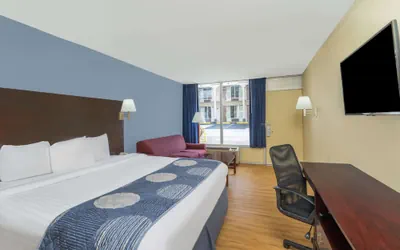 Photo 4 - Days Inn by Wyndham Statesville