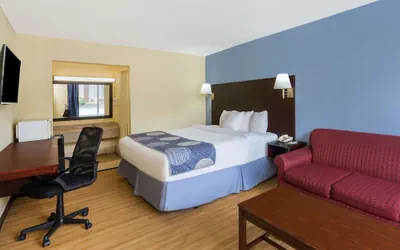 Photo 5 - Days Inn by Wyndham Statesville