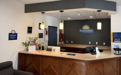 Photo 3 - Days Inn by Wyndham Topeka