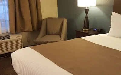 Photo 5 - AmericInn by Wyndham Burnsville