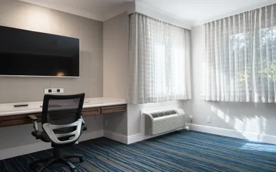 Photo 5 - Woodcrest Hotel Cupertino