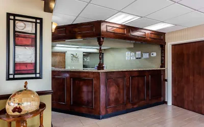 Photo 4 - Quality Inn & Suites Mooresville - Lake Norman