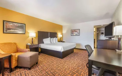 Photo 2 - Best Western Arizonian Inn