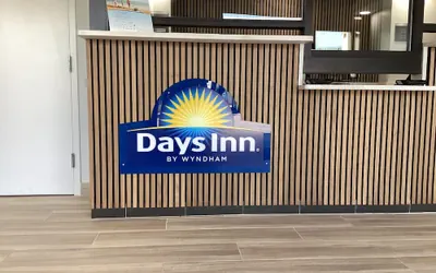 Photo 4 - Days Inn by Wyndham Baltimore Northwest