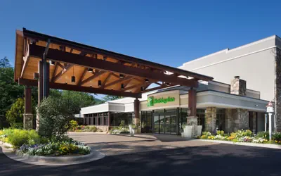 Photo 2 - Holiday Inn Asheville East-Blue Ridge PKWY by IHG