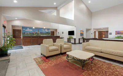 Photo 3 - Best Western University Inn