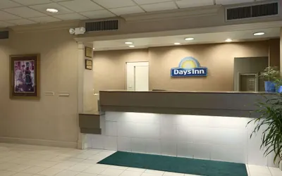 Photo 2 - Days Inn by Wyndham Sidney OH