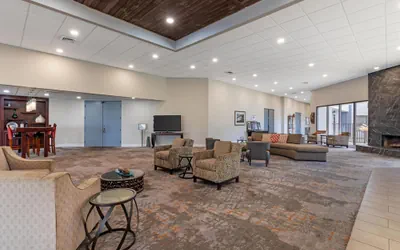 Photo 4 - Best Western Plus Madison-Huntsville Hotel